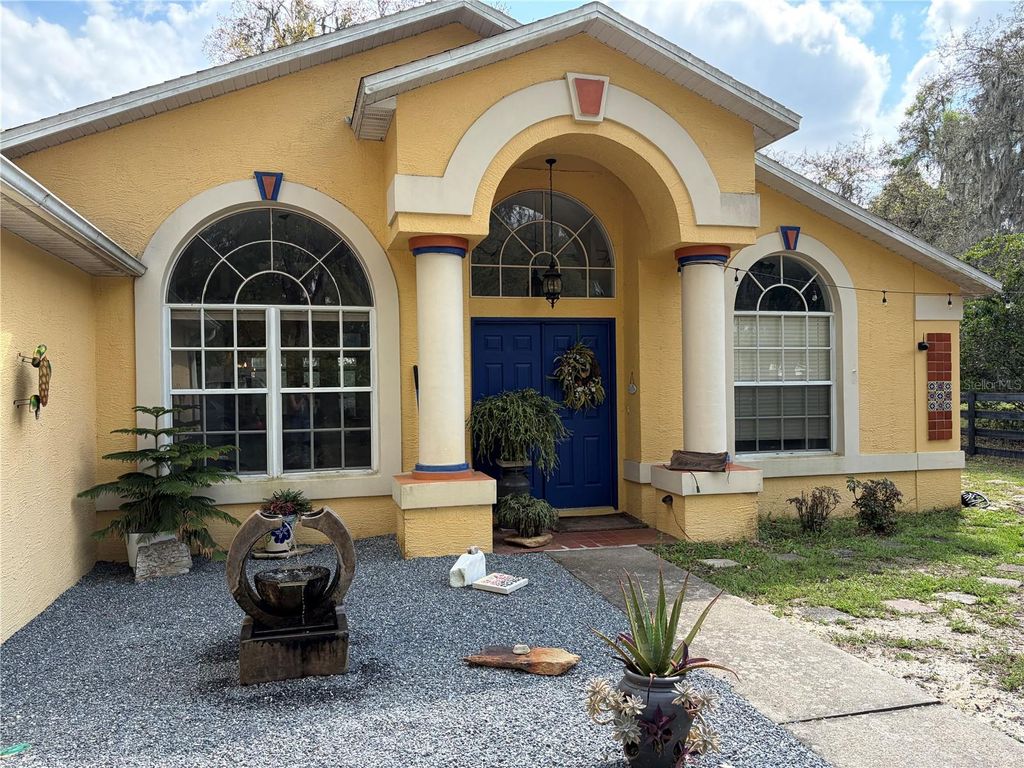 Photo of 3205 SE 23rd Place, Summerville, FL 33585 (MLS # G5109699)