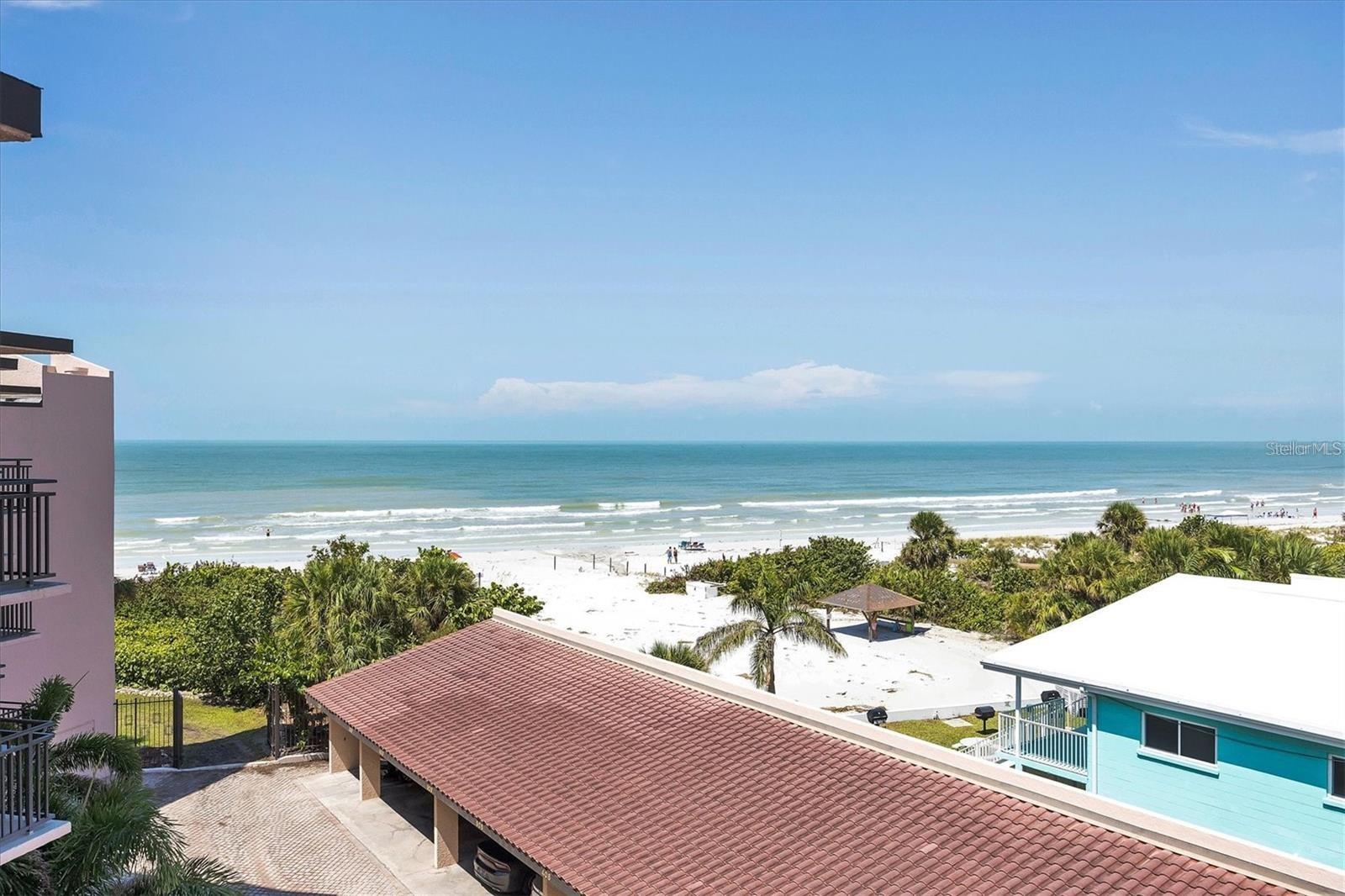 SIESTA BREAKERS - Residential Lease