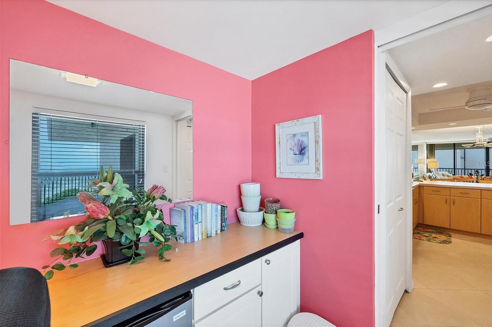 SIESTA BREAKERS - Residential Lease