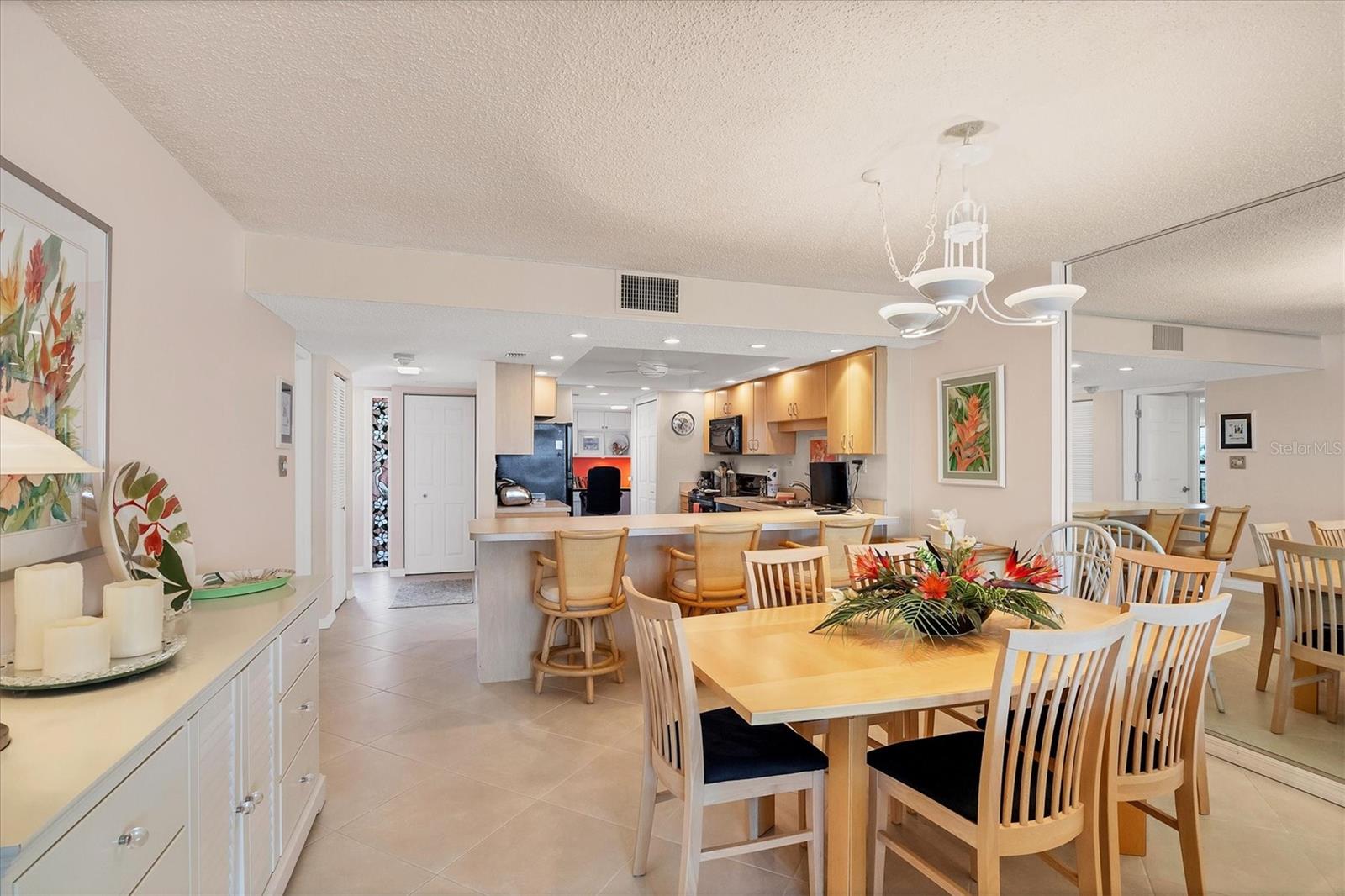 SIESTA BREAKERS - Residential Lease