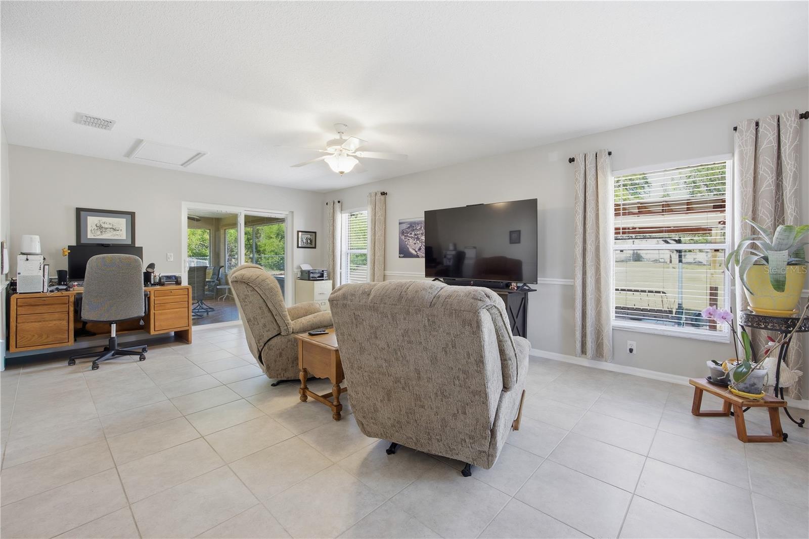 OCALA WATERWAY ESTATE - Residential