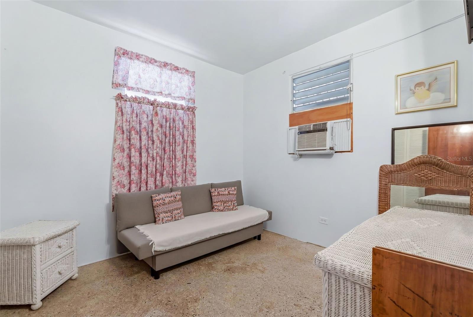 URB SANTA JUANITA - Residential