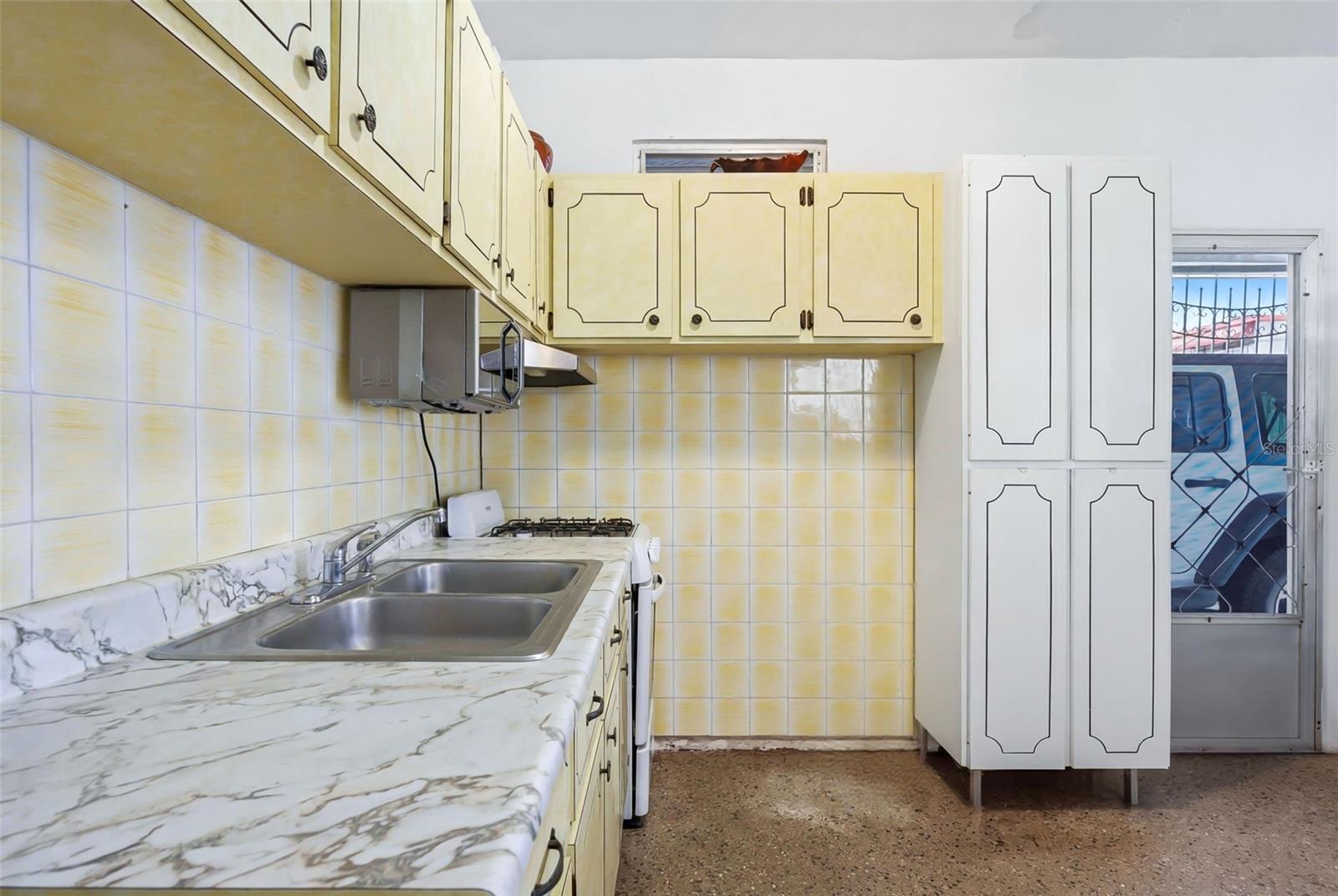 URB SANTA JUANITA - Residential