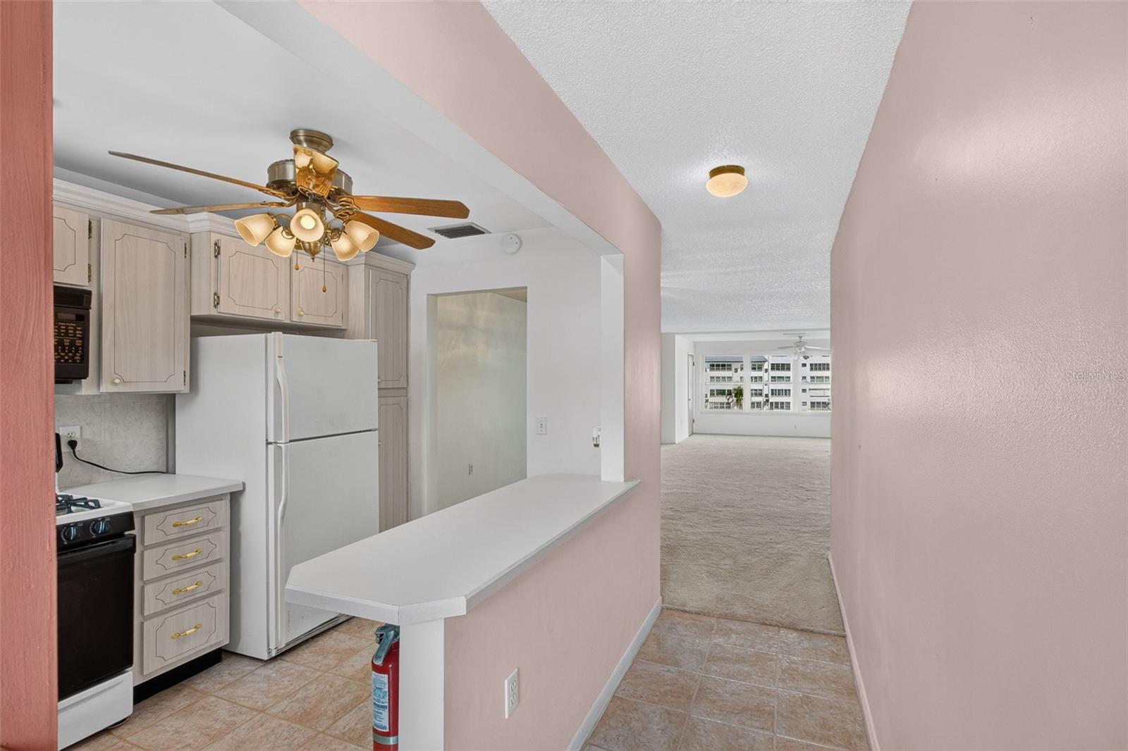 6025 SHORE BOULEVARD S 303
