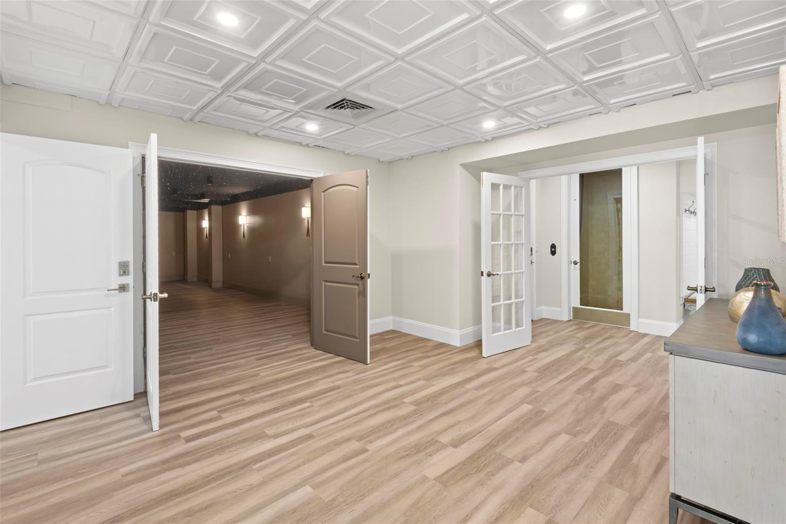 TIERRA VERDE UNIT 1 1ST REP - Residential