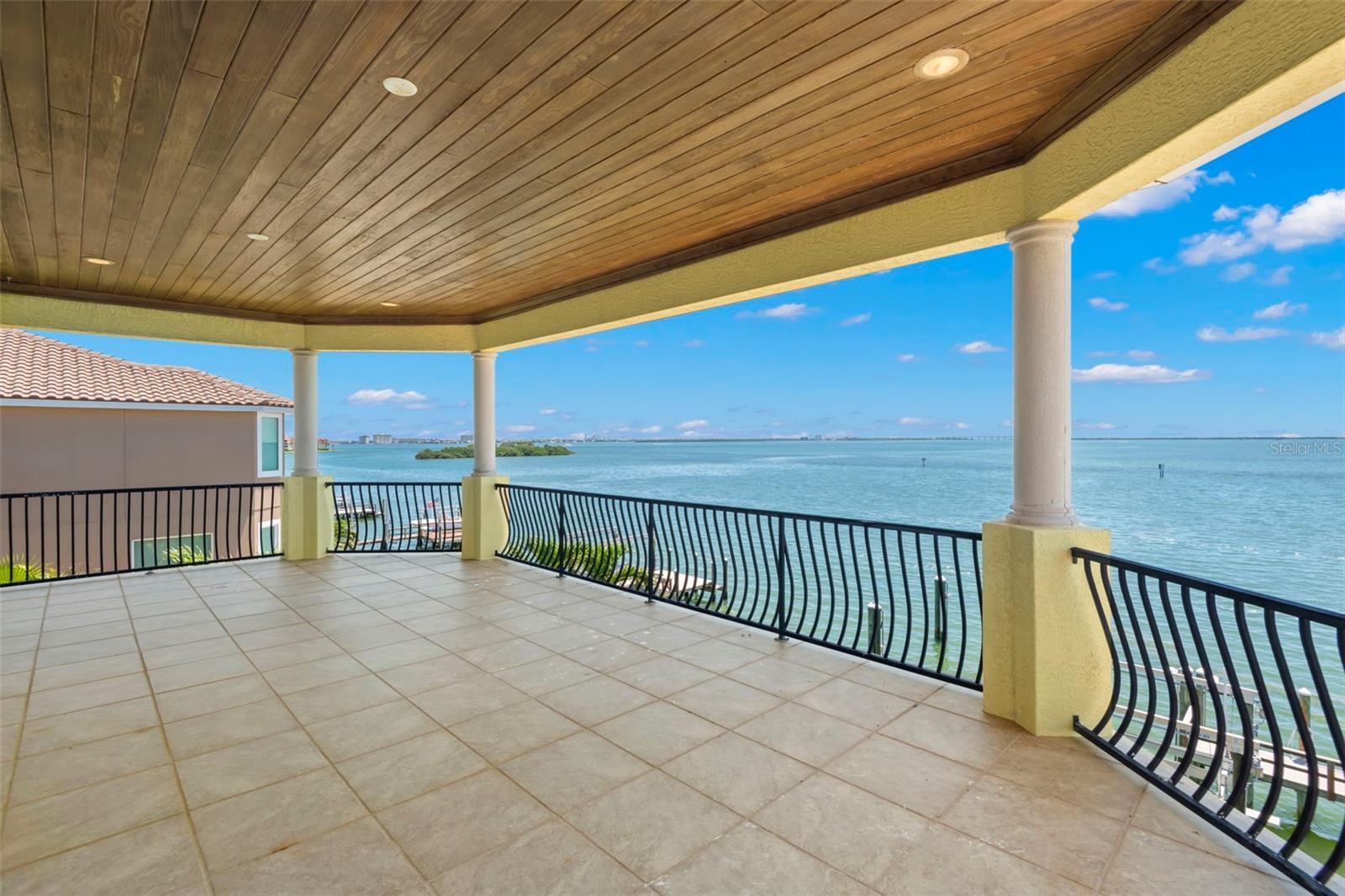 TIERRA VERDE UNIT 1 1ST REP - Residential