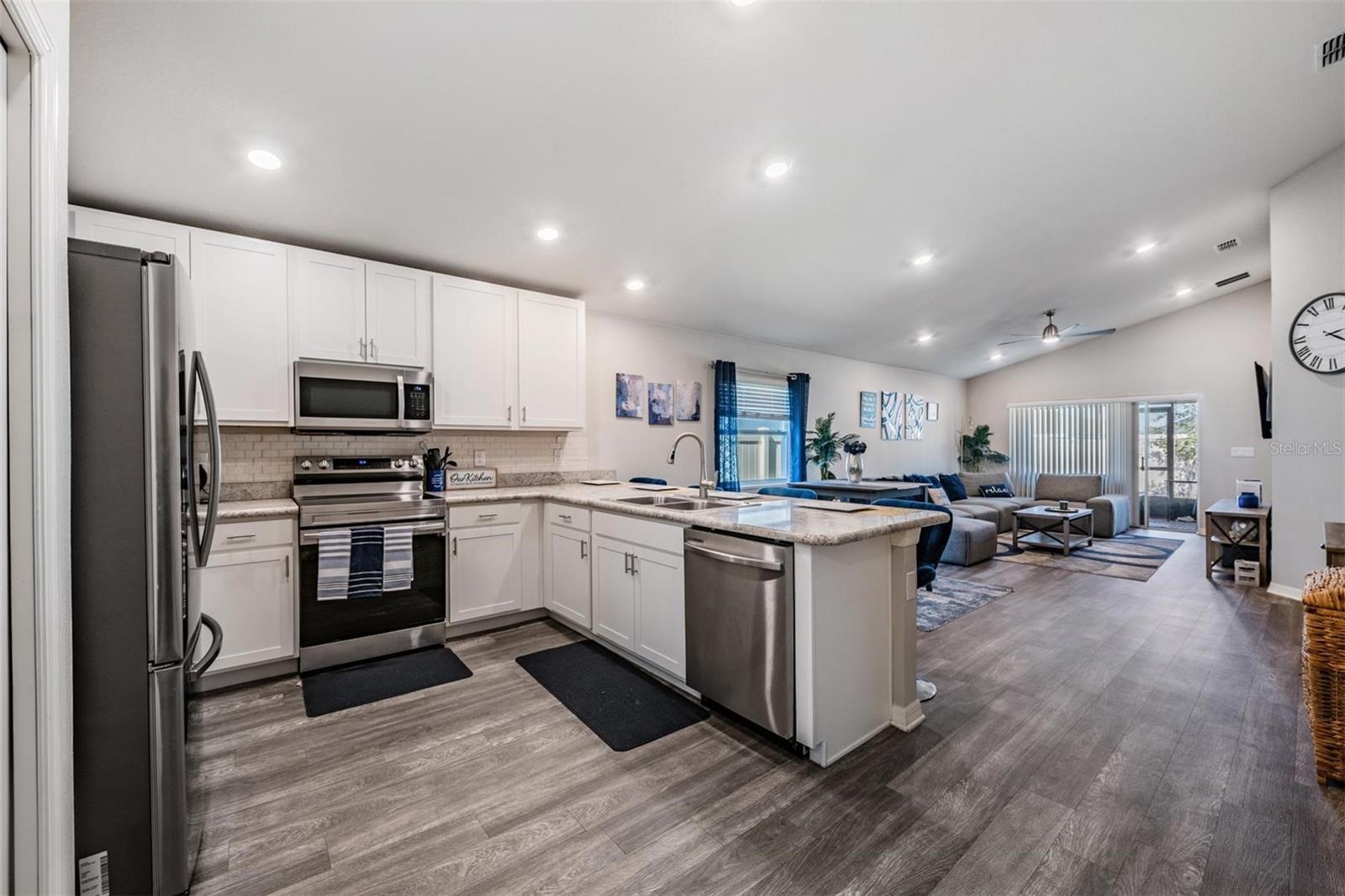 RIDGEWOOD - Residential