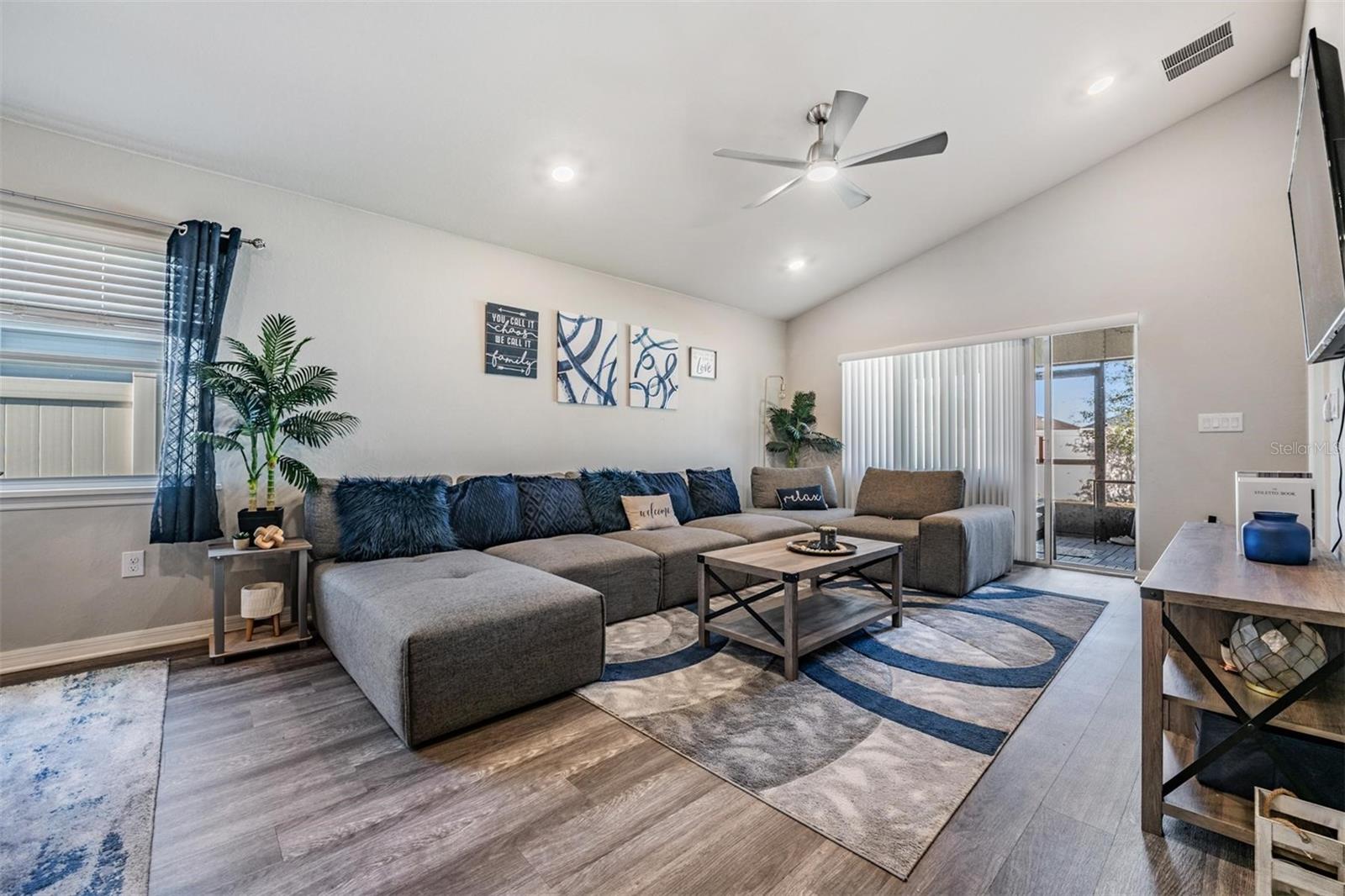 RIDGEWOOD - Residential