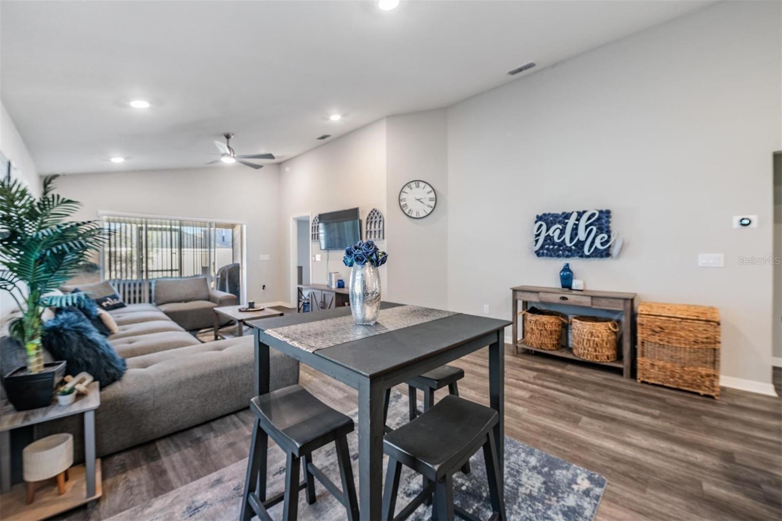 RIDGEWOOD - Residential