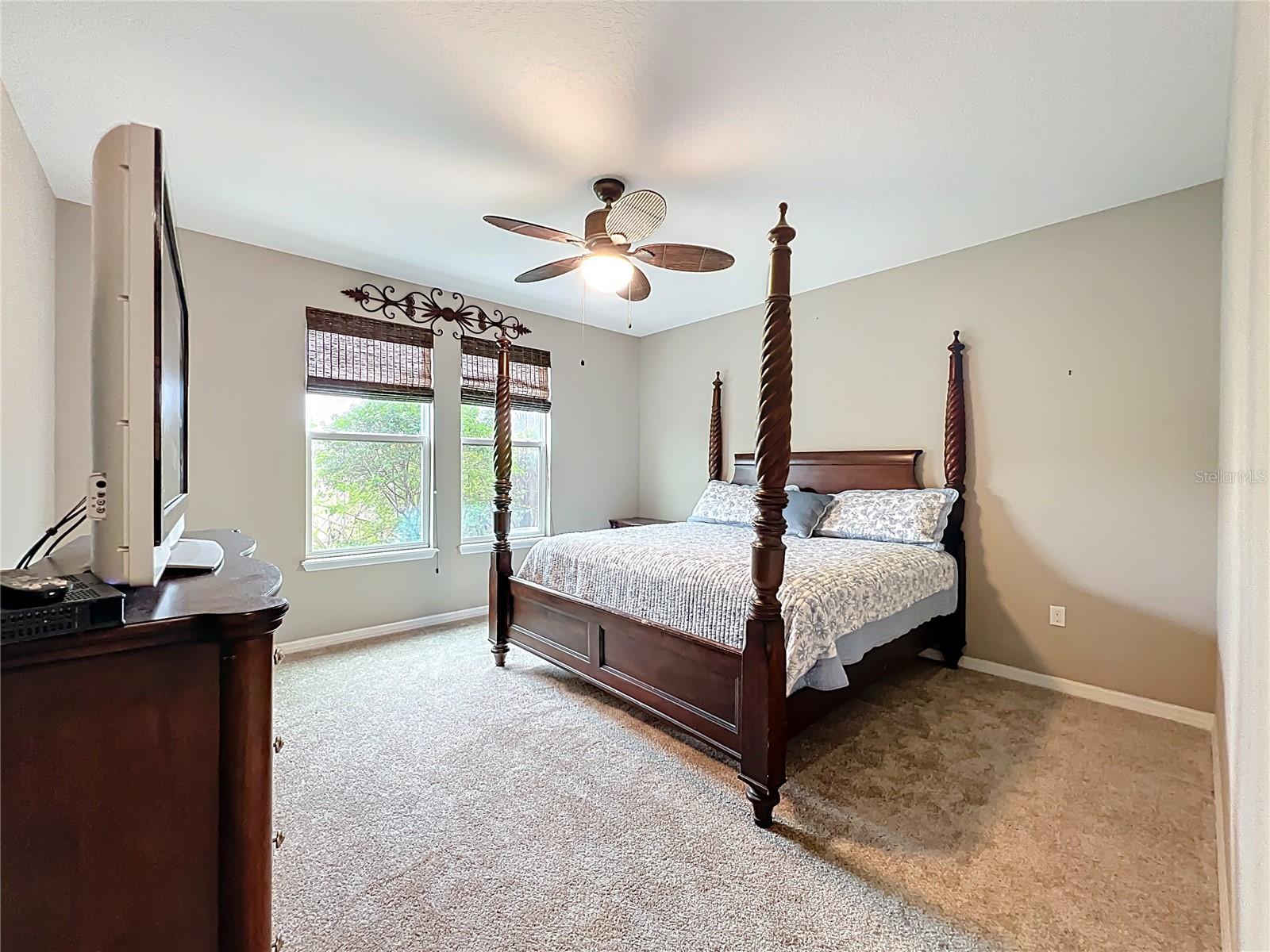 CASCADES OF GROVELAND - Residential