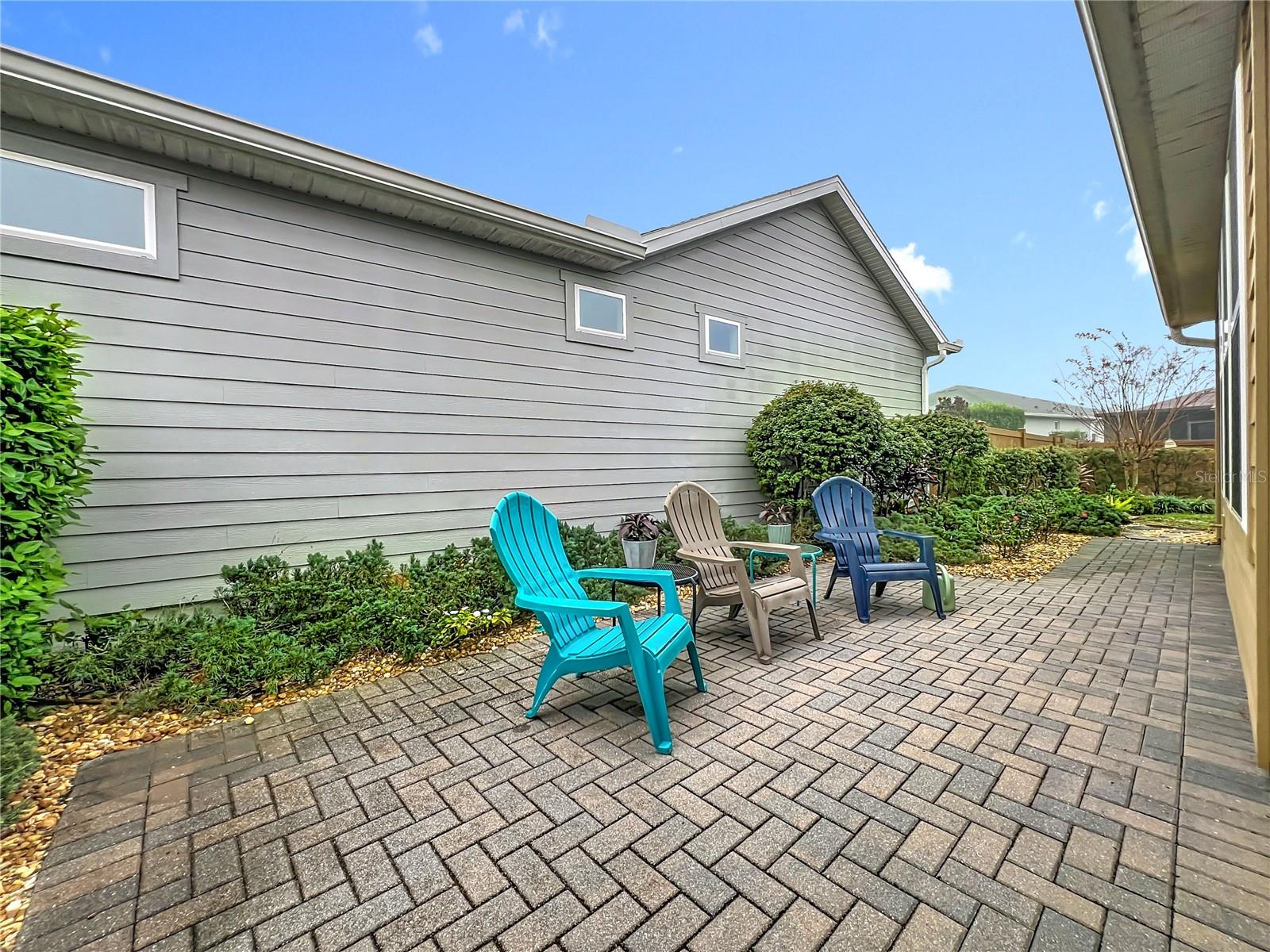 CASCADES OF GROVELAND - Residential