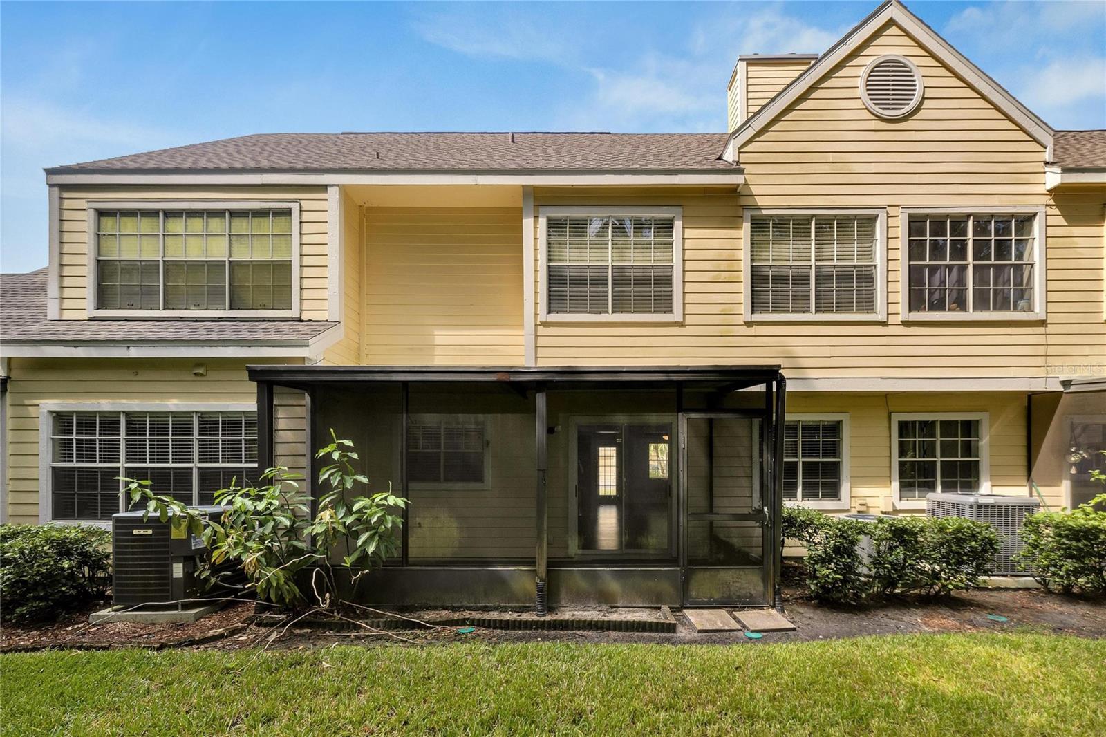 PINE GROVE CONDO AT BLOO - Residential