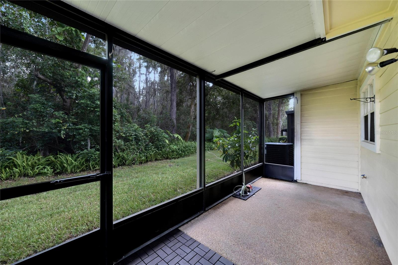 PINE GROVE CONDO AT BLOO - Residential