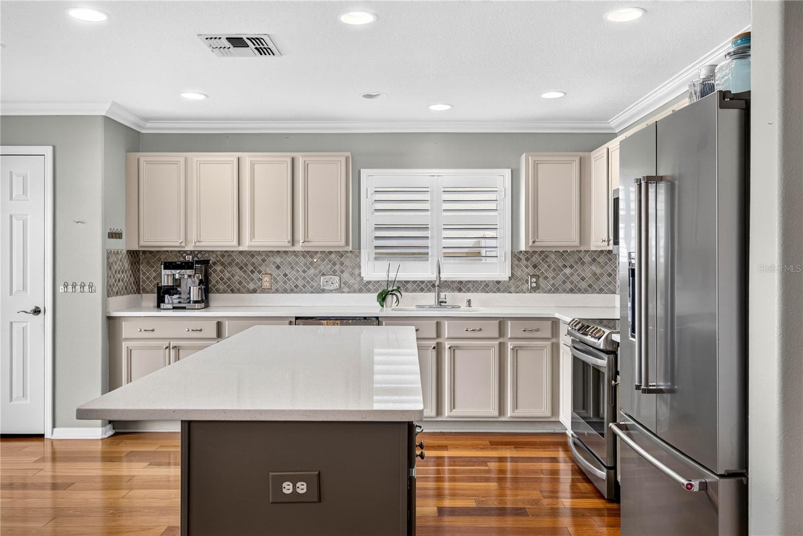 3351 LINTOWER DRIVE