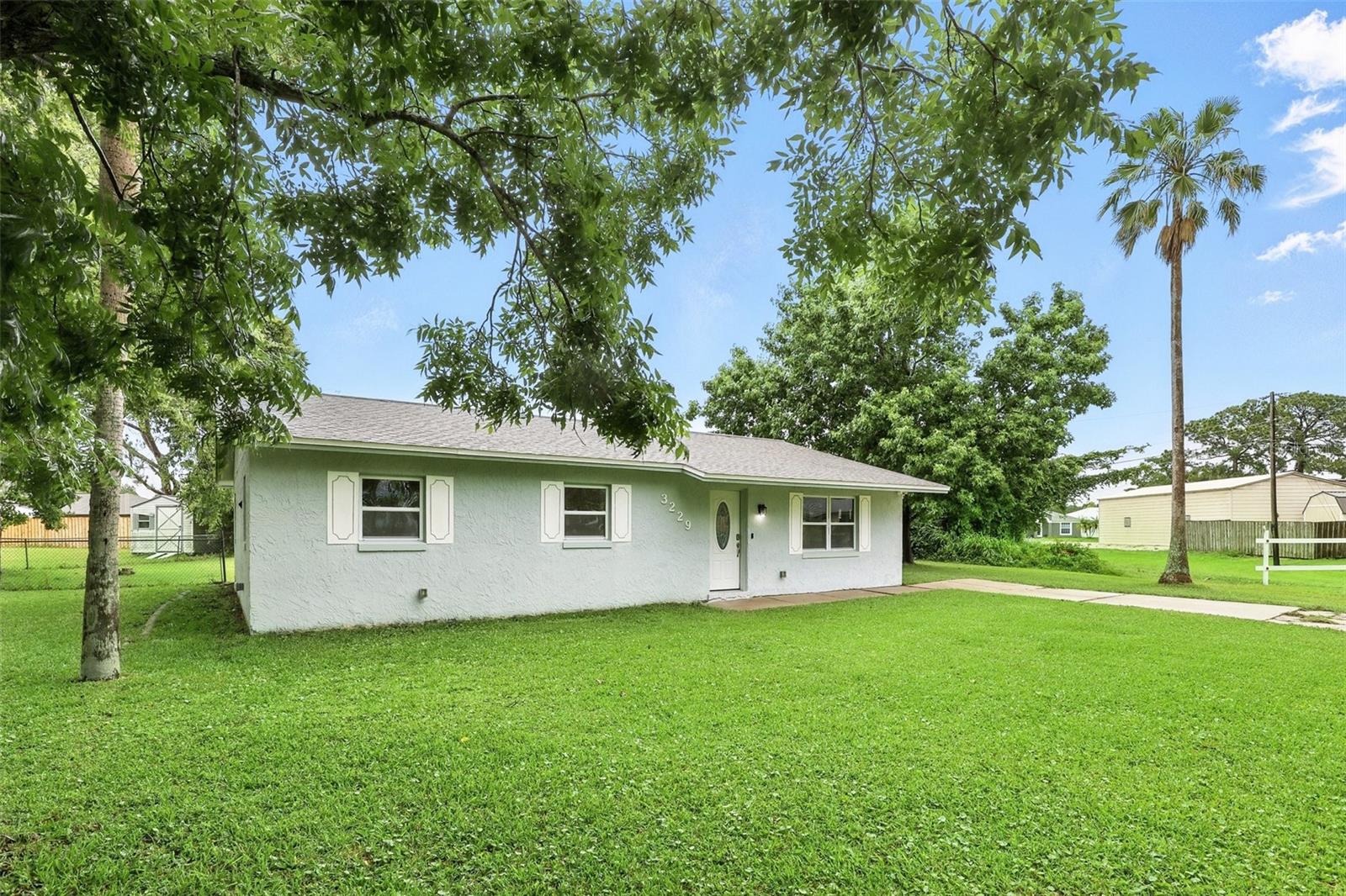 3229 SABAL PALM DRIVE
