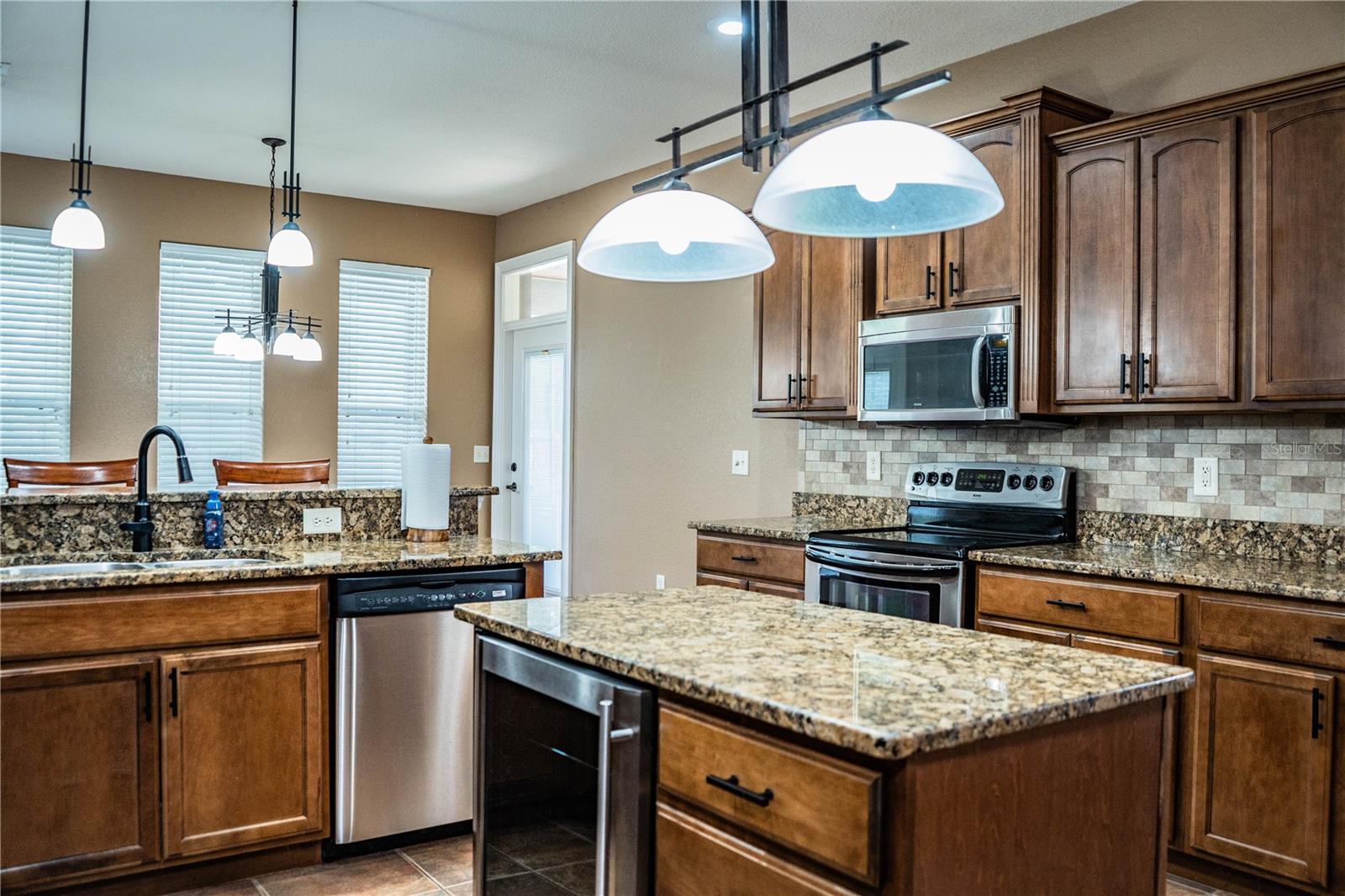 HAWKS RIDGE - Residential