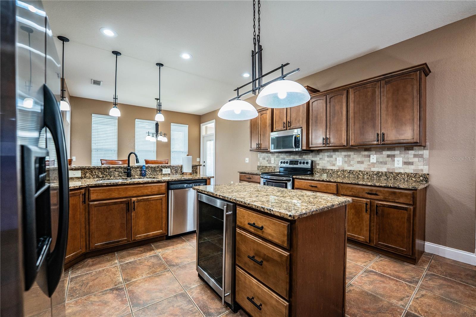 HAWKS RIDGE - Residential