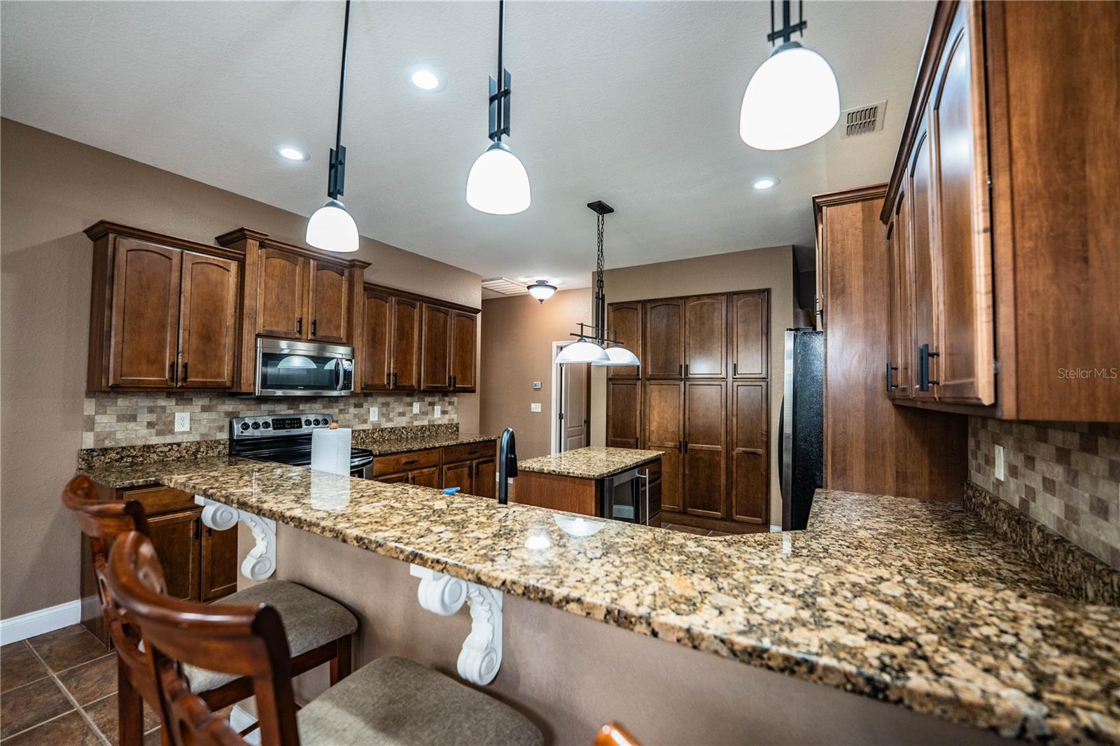 HAWKS RIDGE - Residential