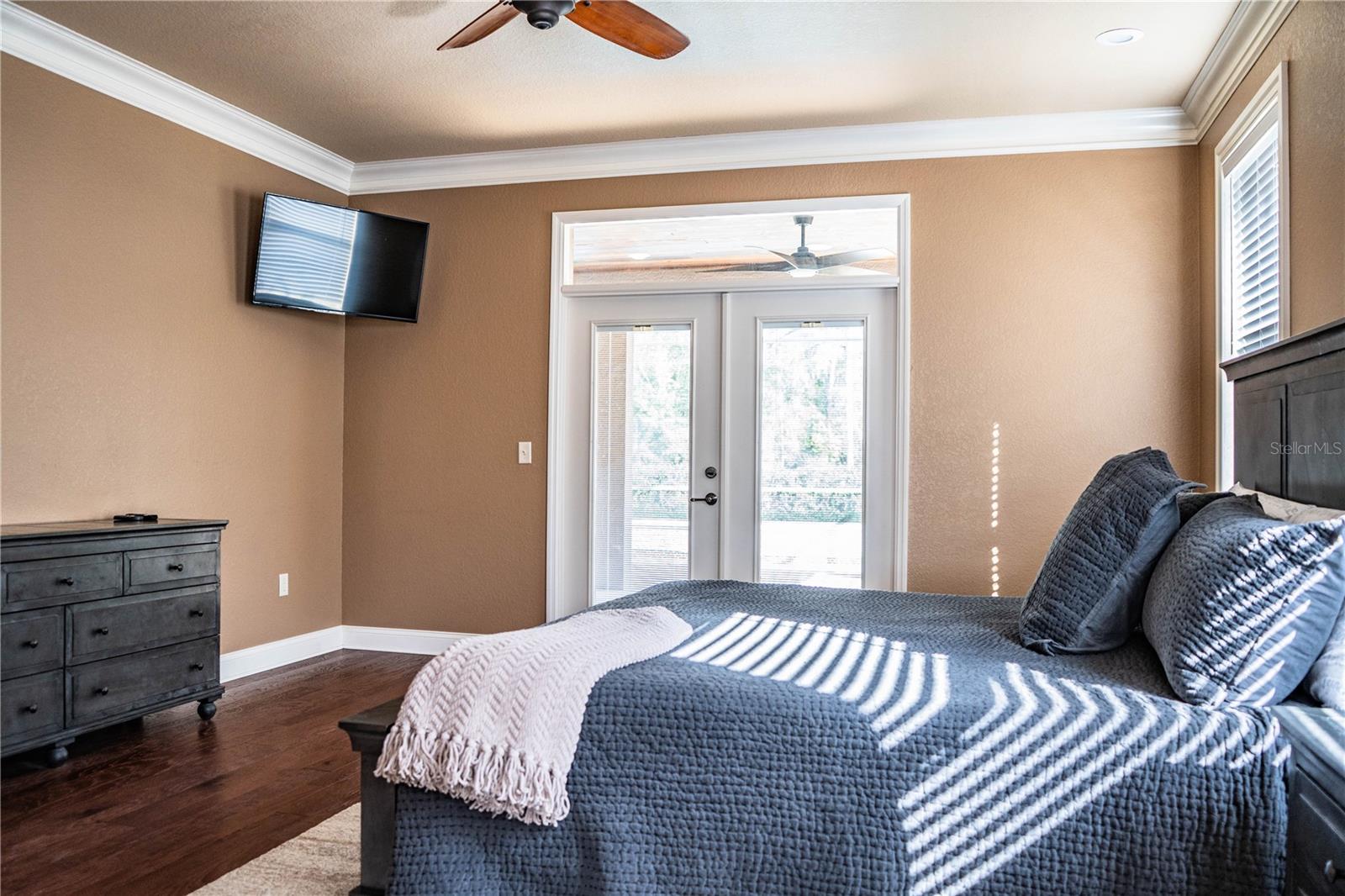 HAWKS RIDGE - Residential