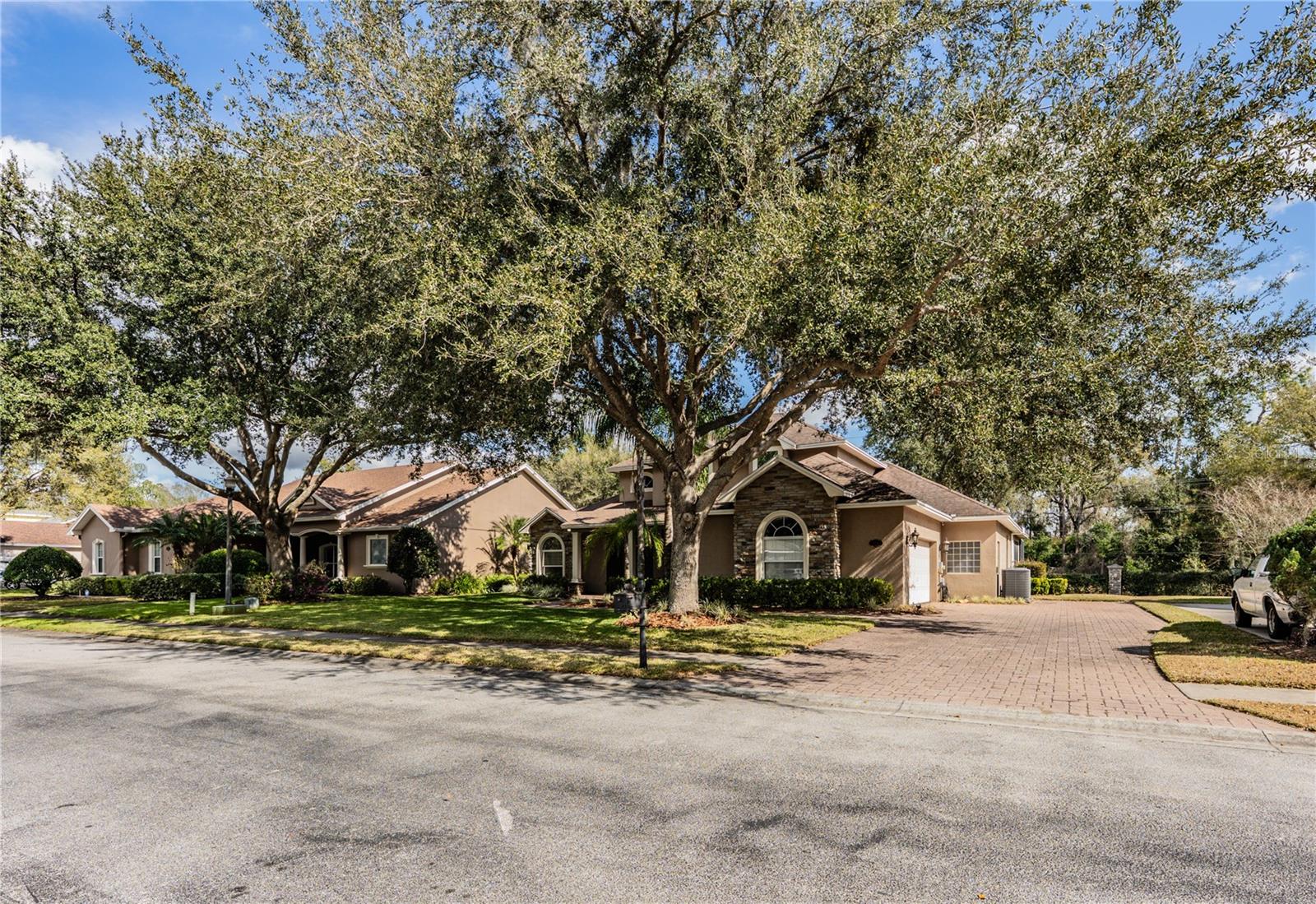 HAWKS RIDGE - Residential