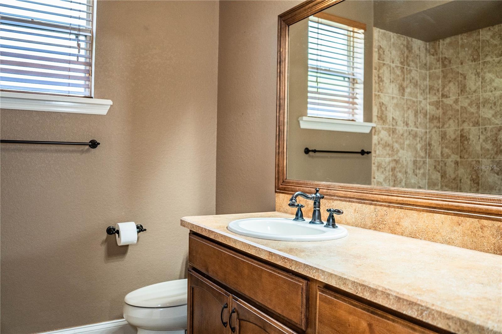 HAWKS RIDGE - Residential