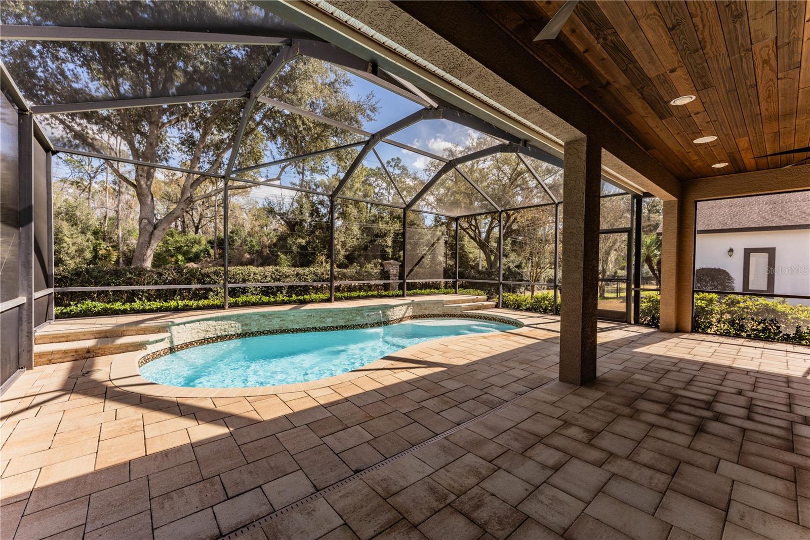 HAWKS RIDGE - Residential