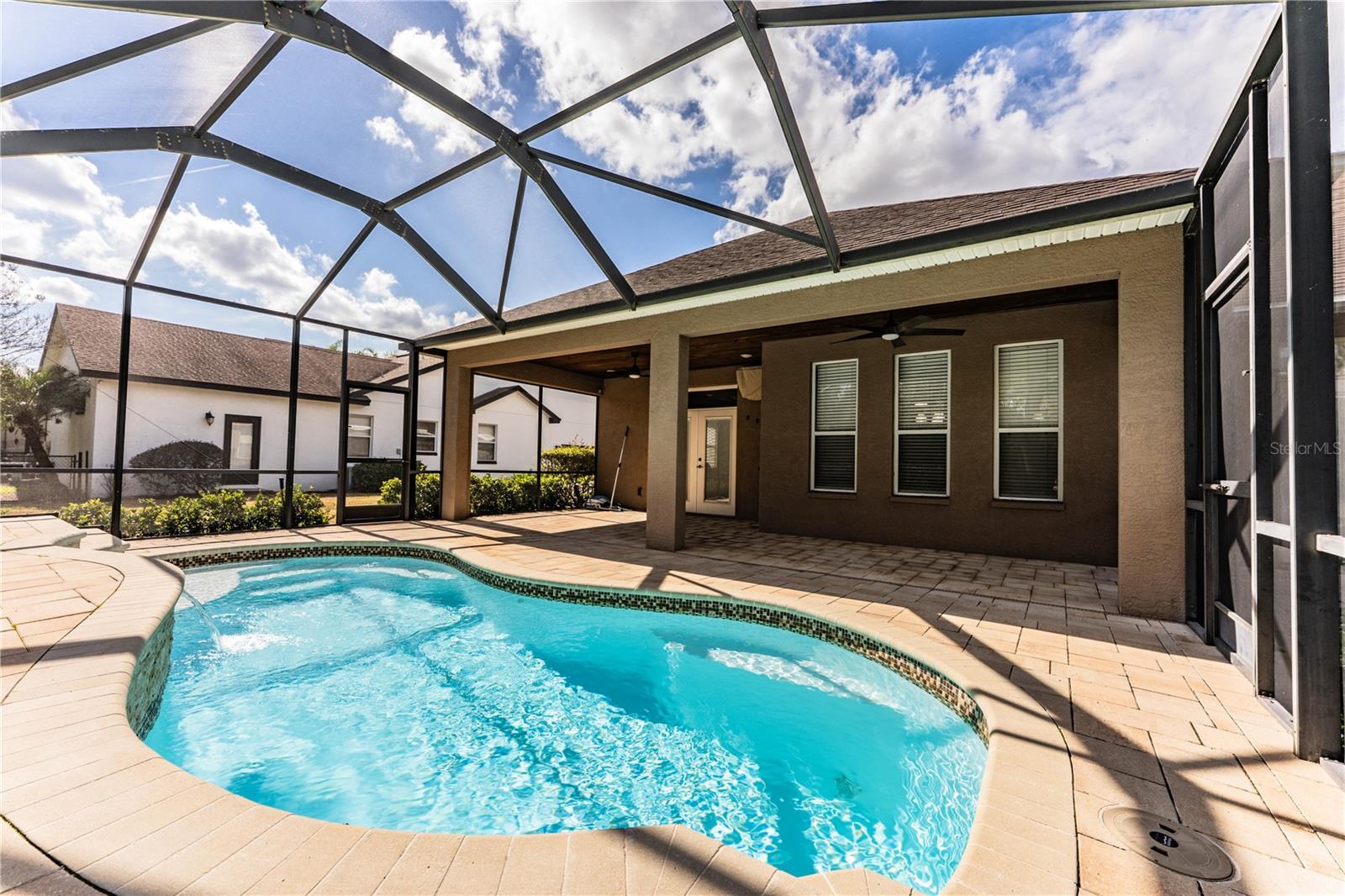 HAWKS RIDGE - Residential