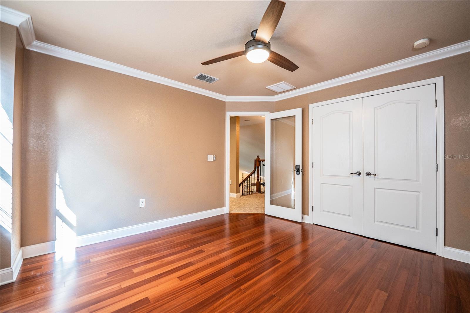 HAWKS RIDGE - Residential