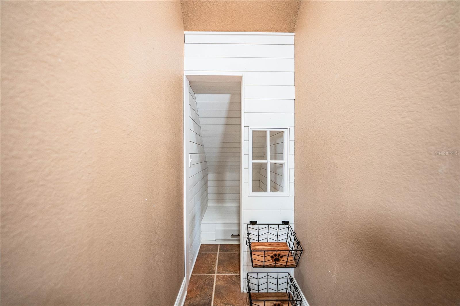 HAWKS RIDGE - Residential