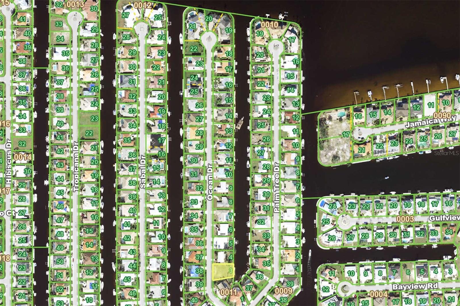 PUNTA GORDA ISLES SEC 04 - Land