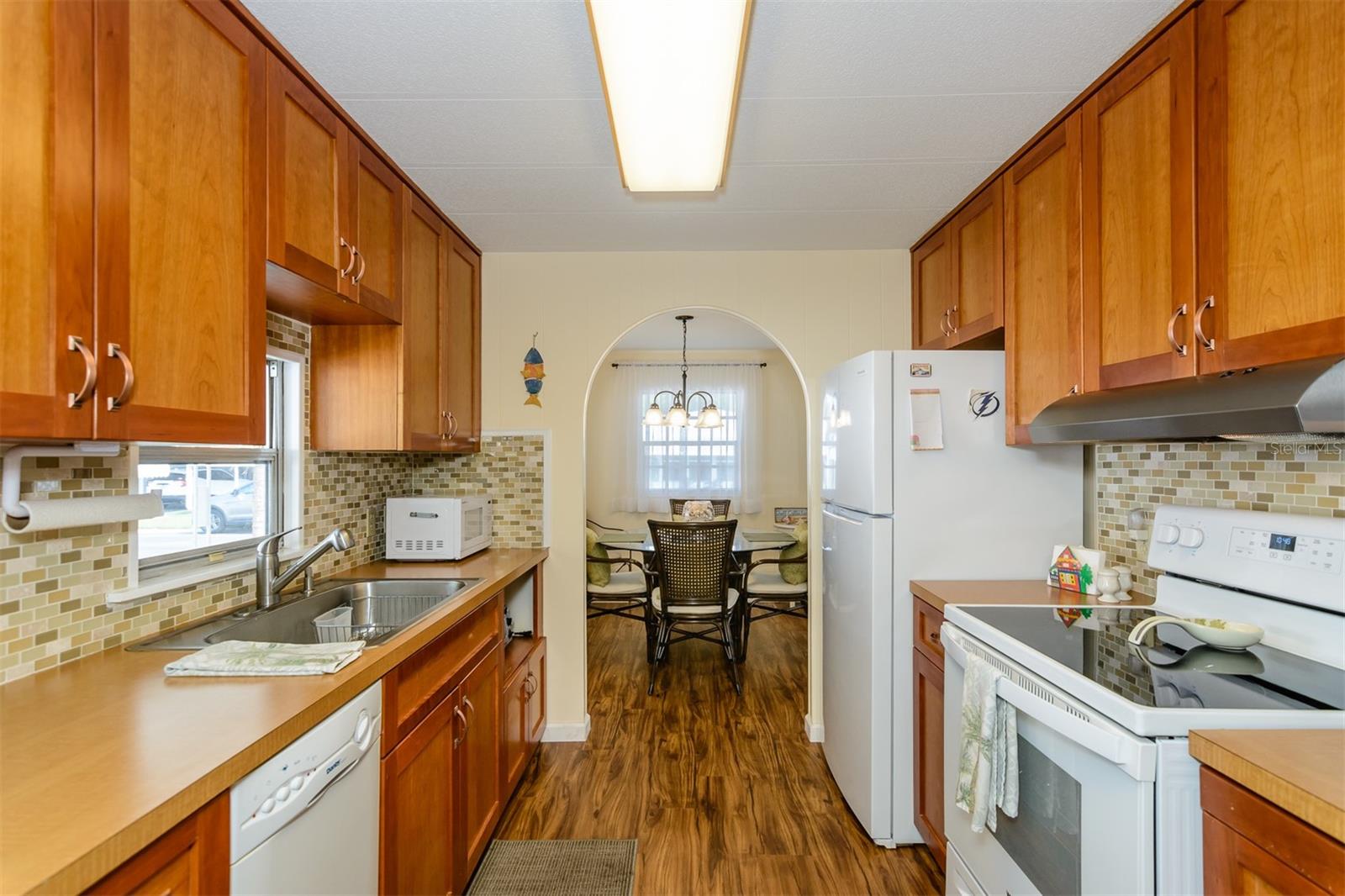 1500 COUNTY ROAD 1 209