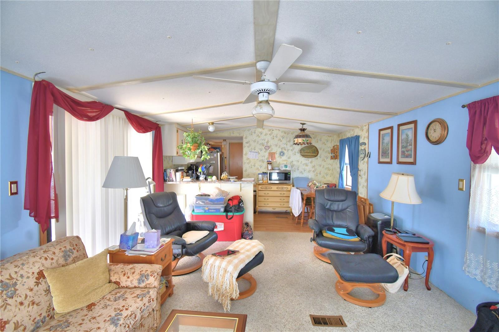 WEST VIEW RIDGE RESORTS INC - Residential