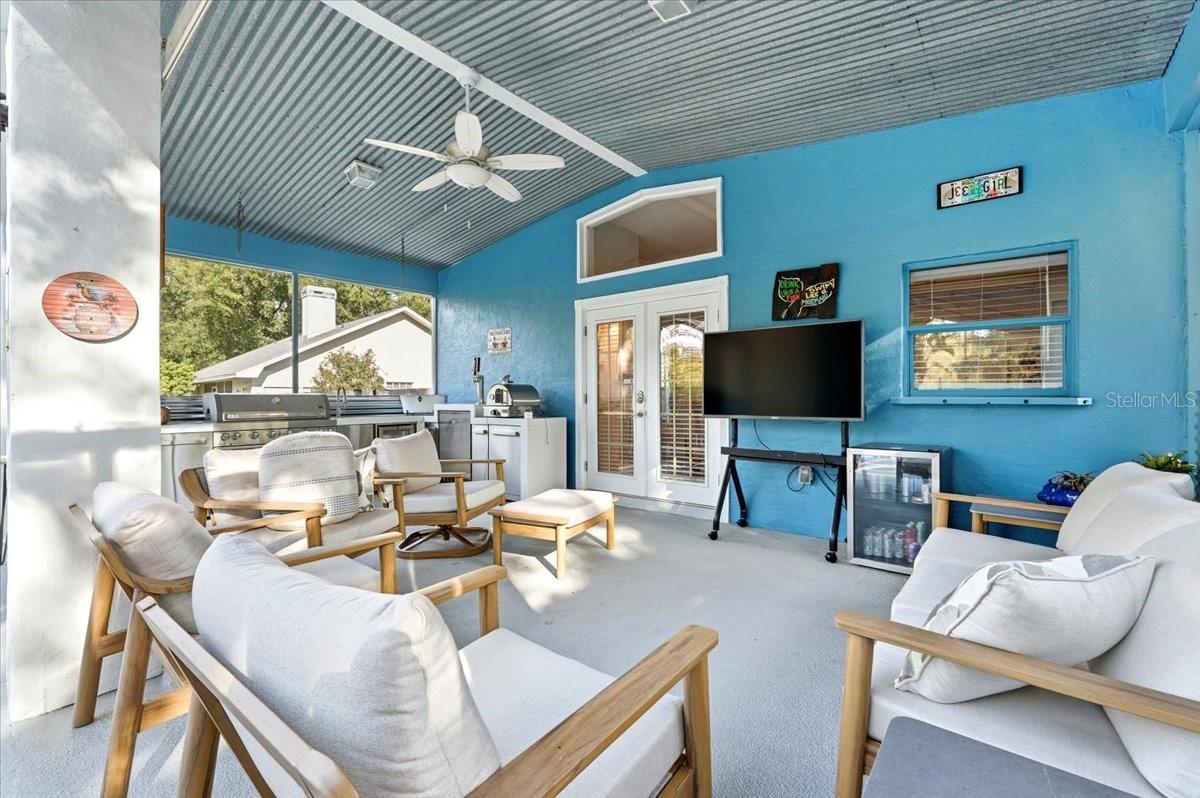 SHADOW WOOD - Residential