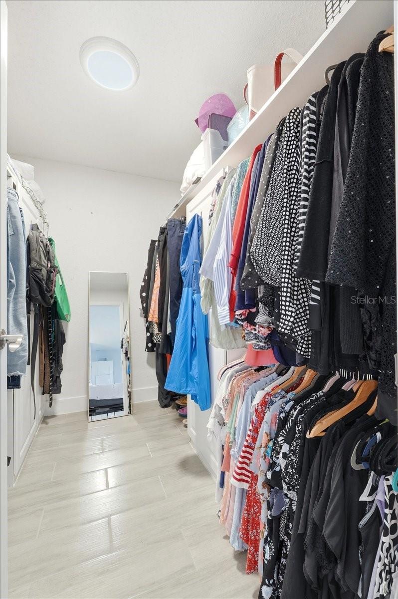 SHADOW WOOD - Residential