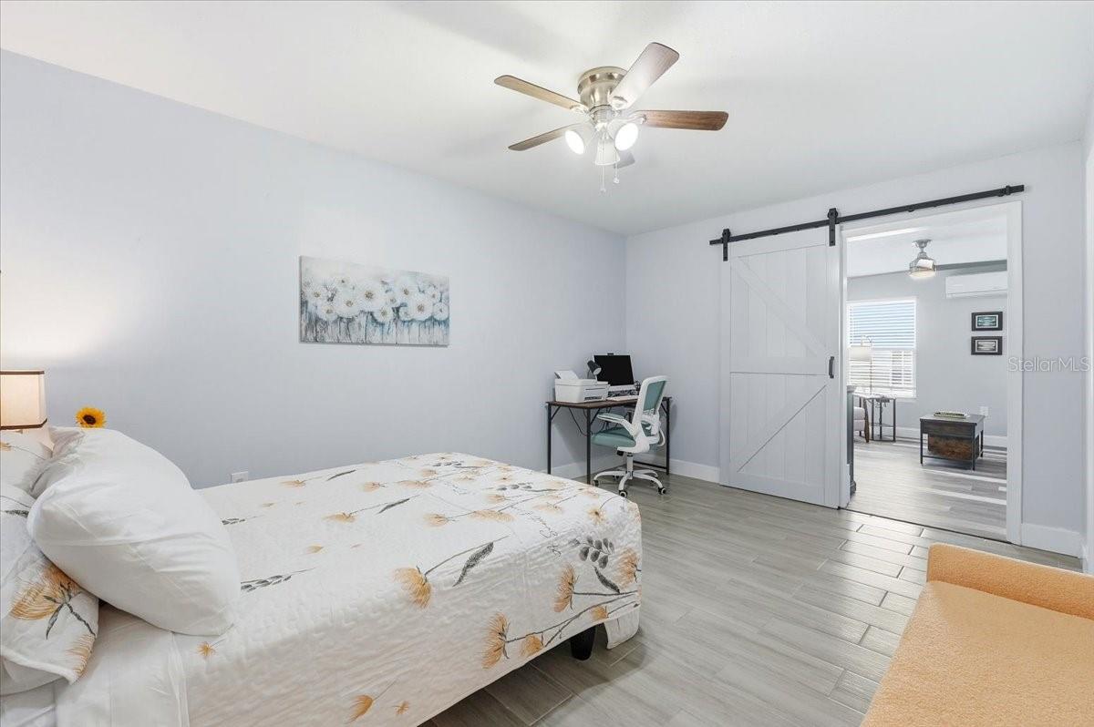 SHADOW WOOD - Residential