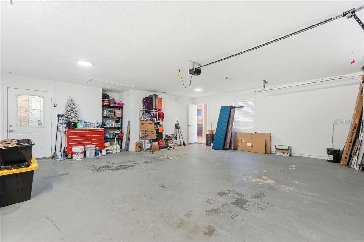 SHADOW WOOD - Residential