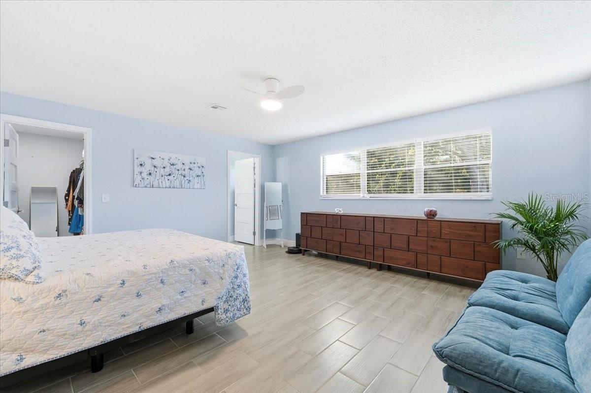 SHADOW WOOD - Residential