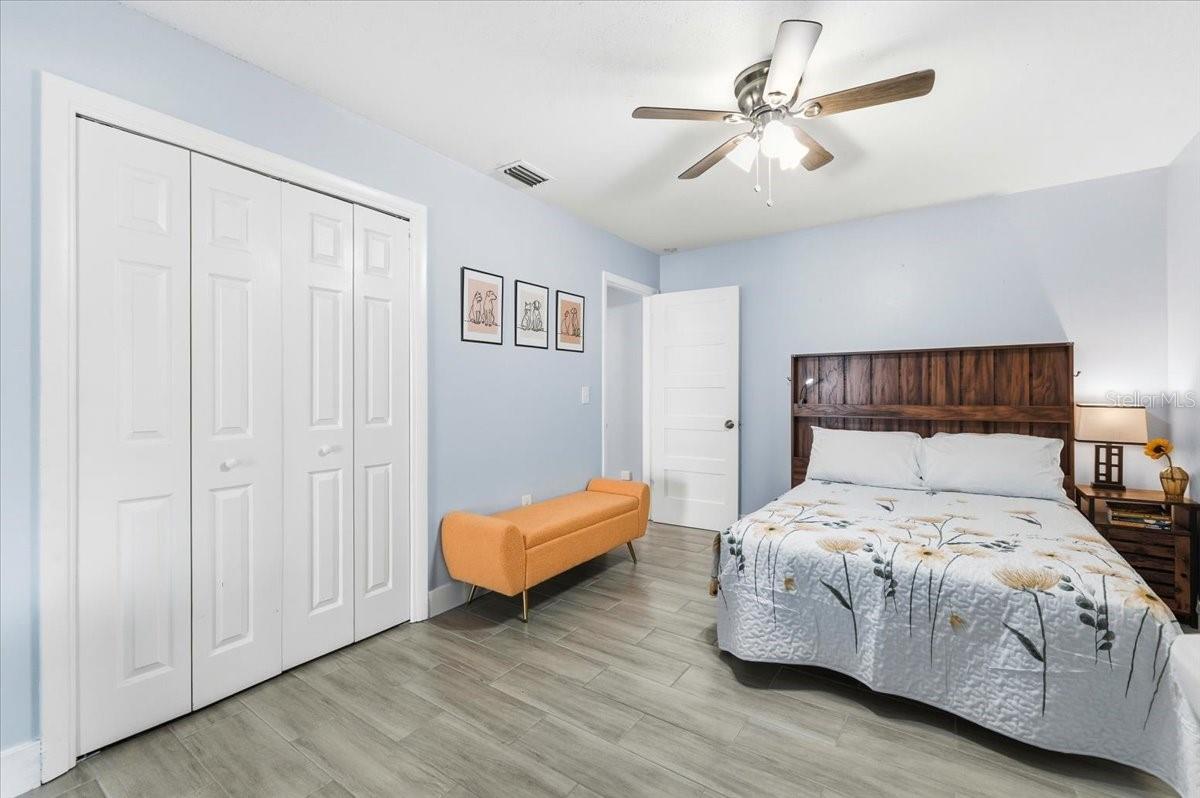 SHADOW WOOD - Residential