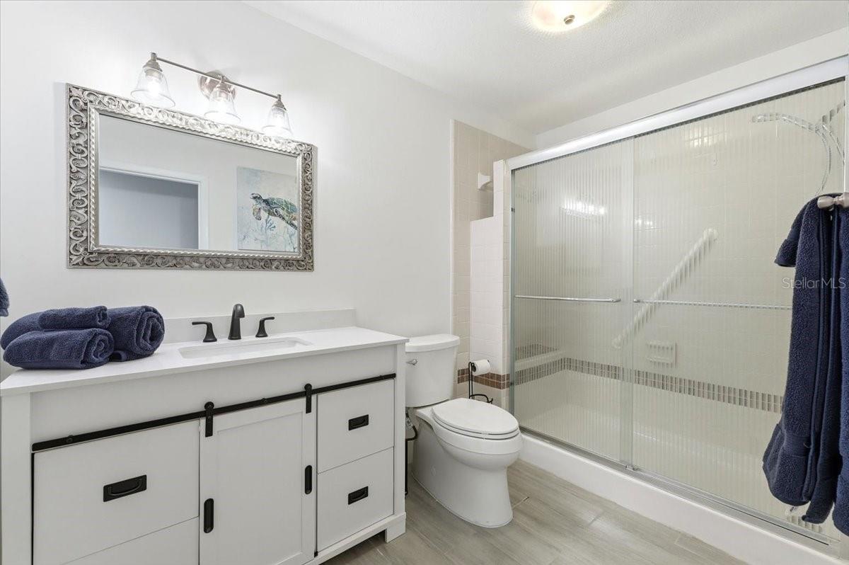 SHADOW WOOD - Residential