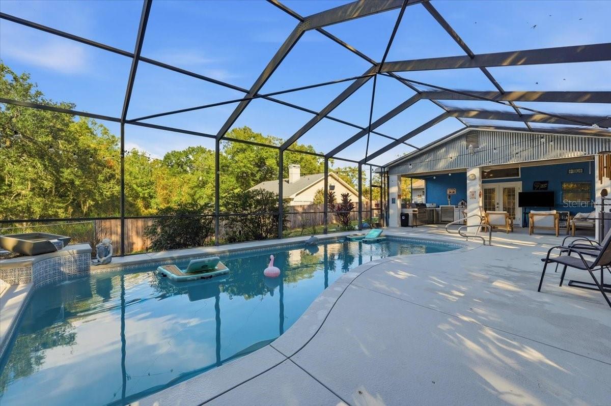 SHADOW WOOD - Residential