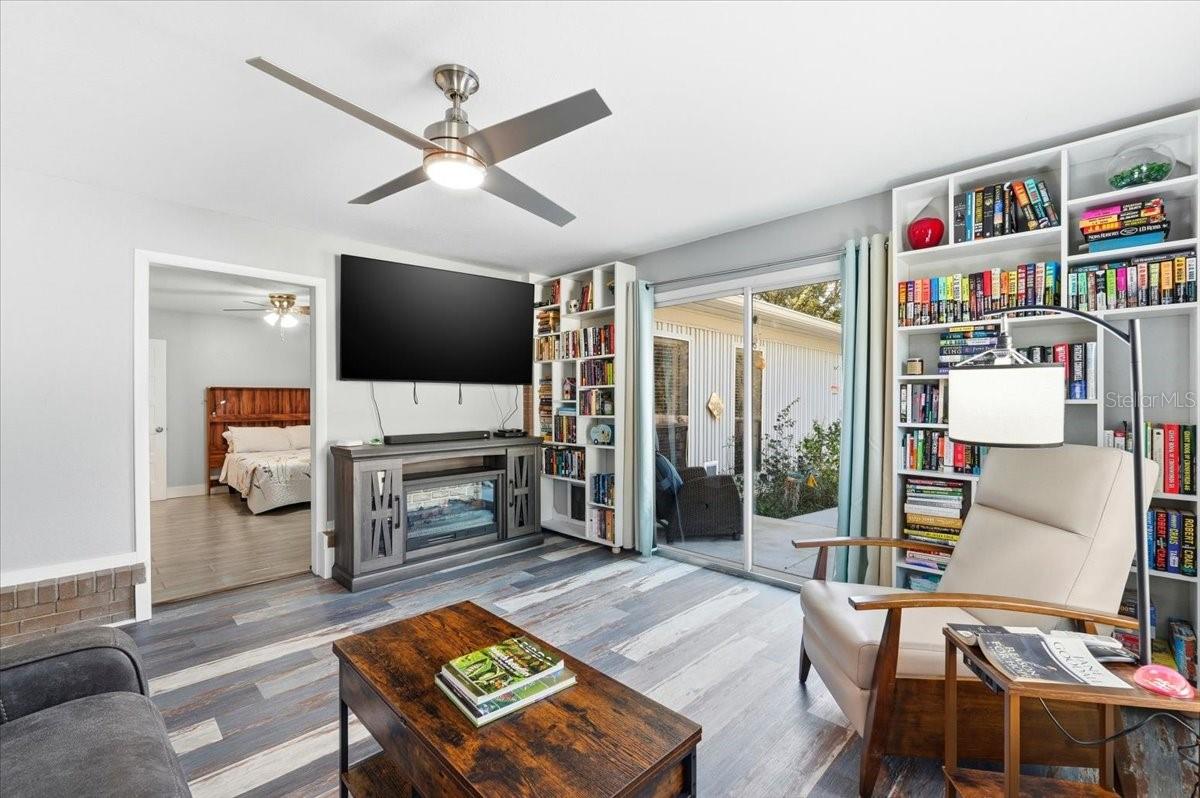 SHADOW WOOD - Residential