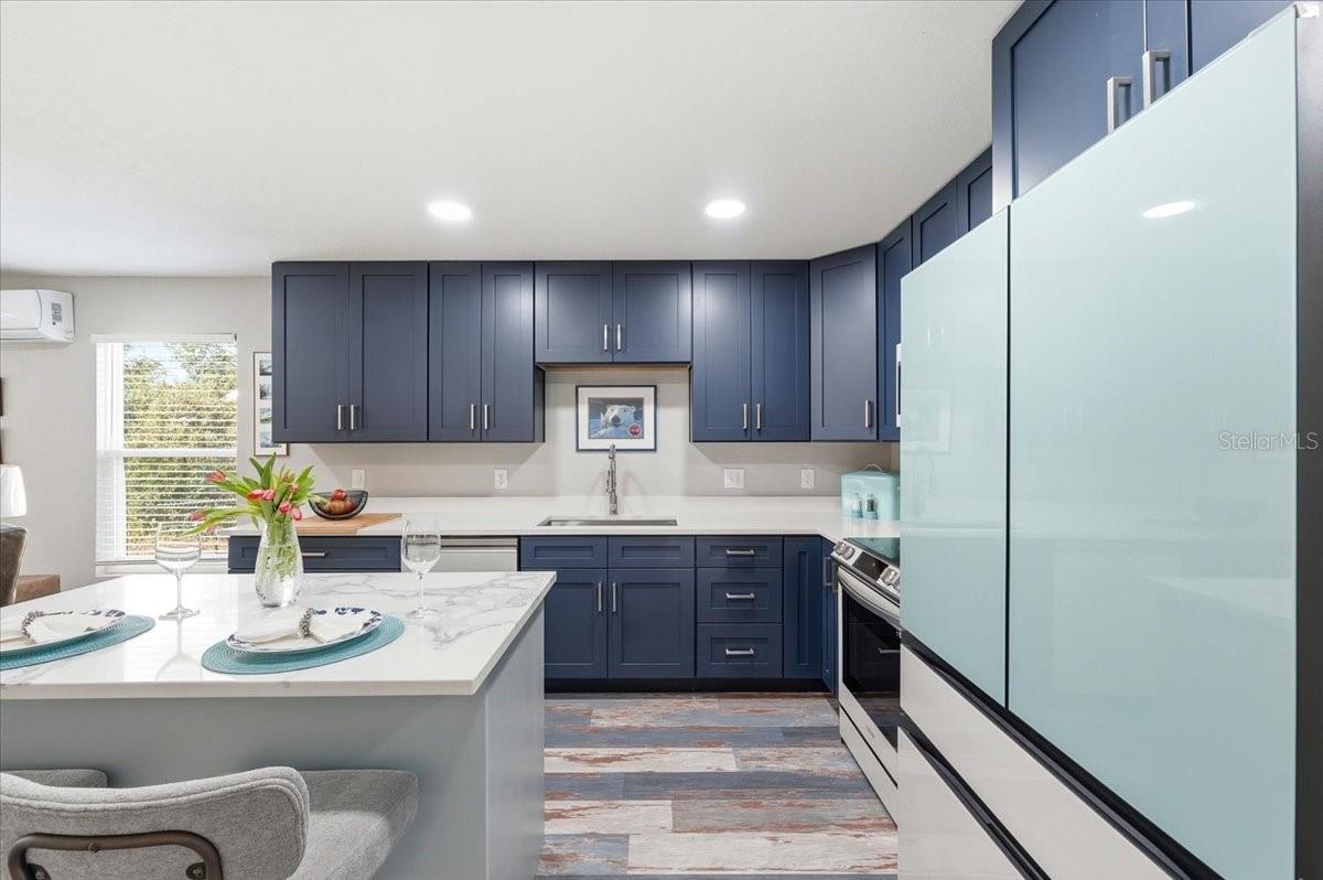 SHADOW WOOD - Residential