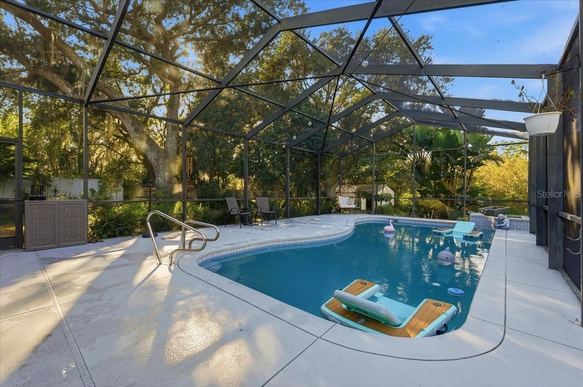 SHADOW WOOD - Residential