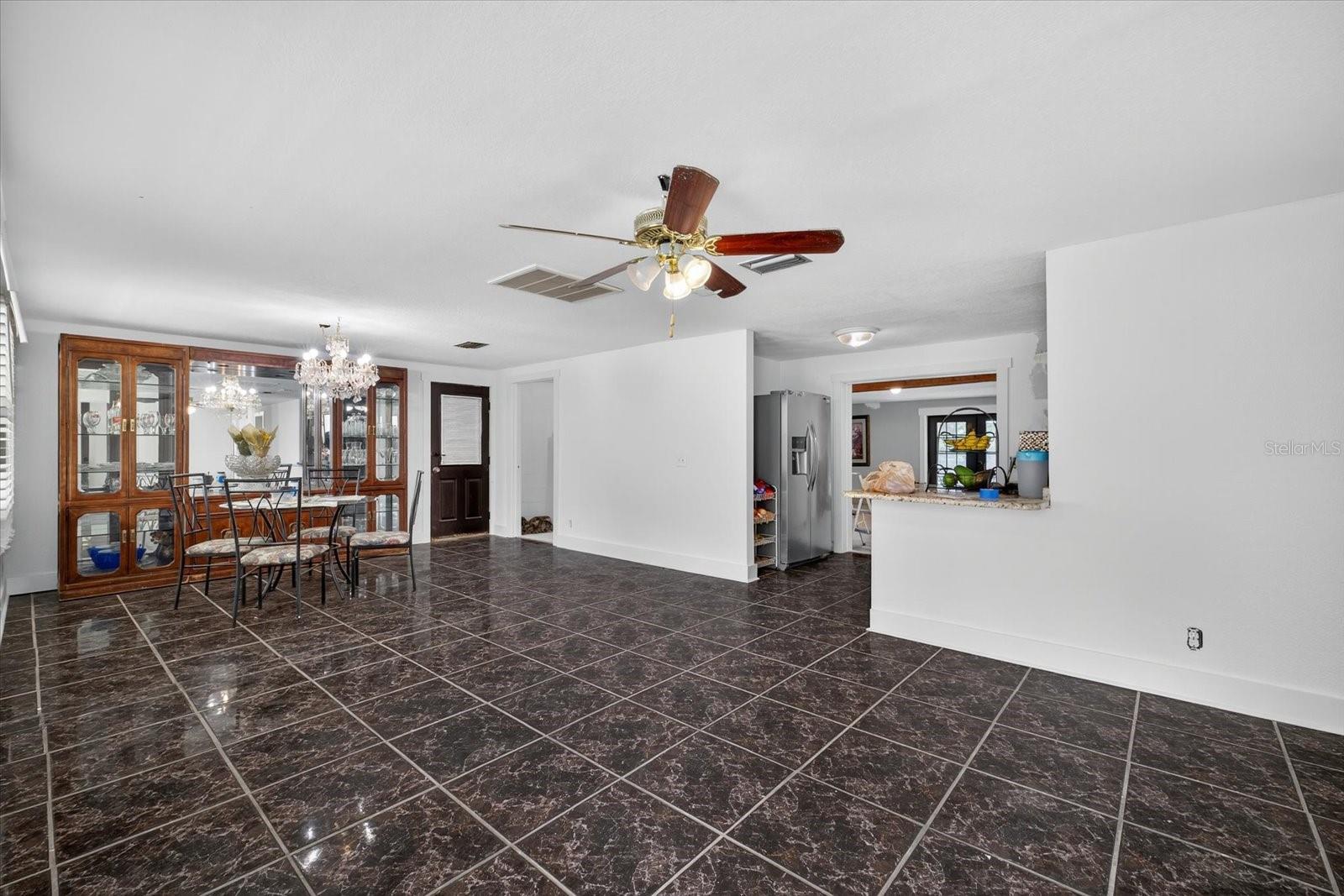 104 APACHE LANE