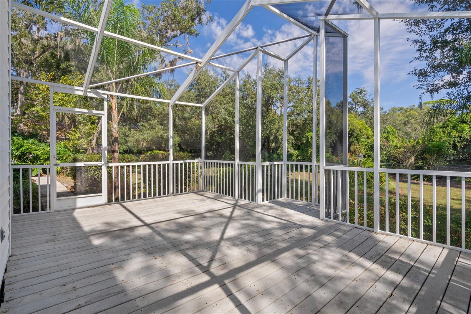 AUTUMN OAKS - Residential