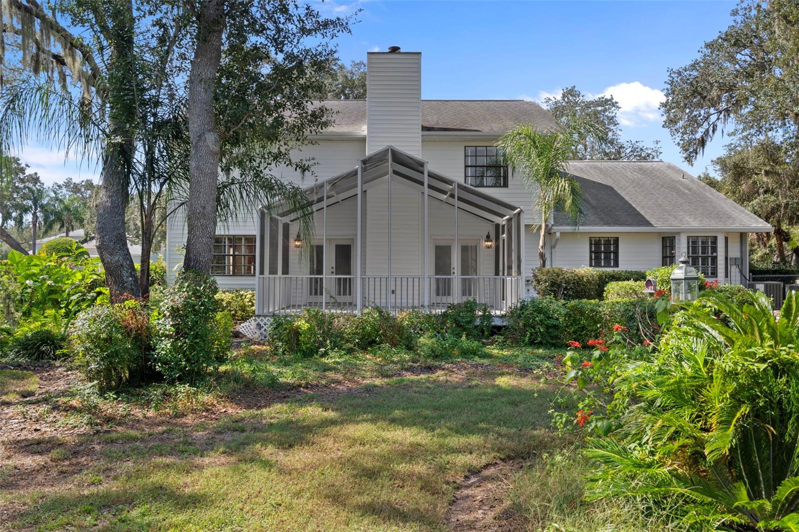 AUTUMN OAKS - Residential