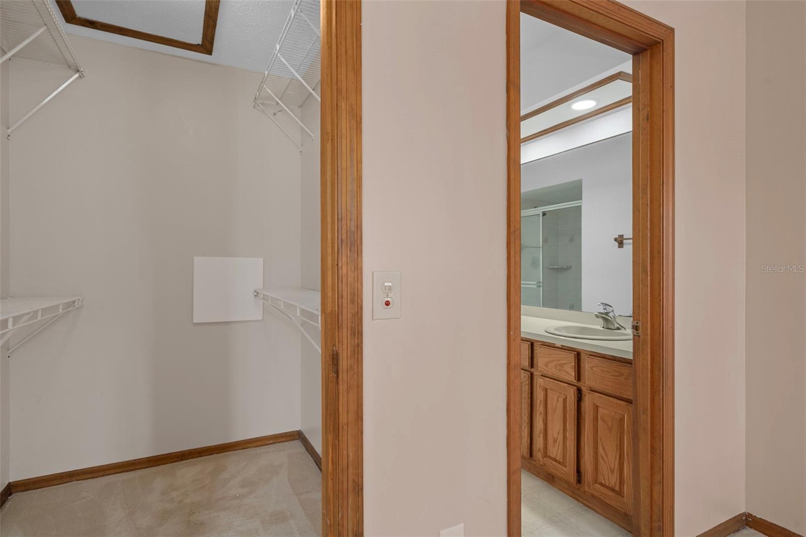 AUTUMN OAKS - Residential