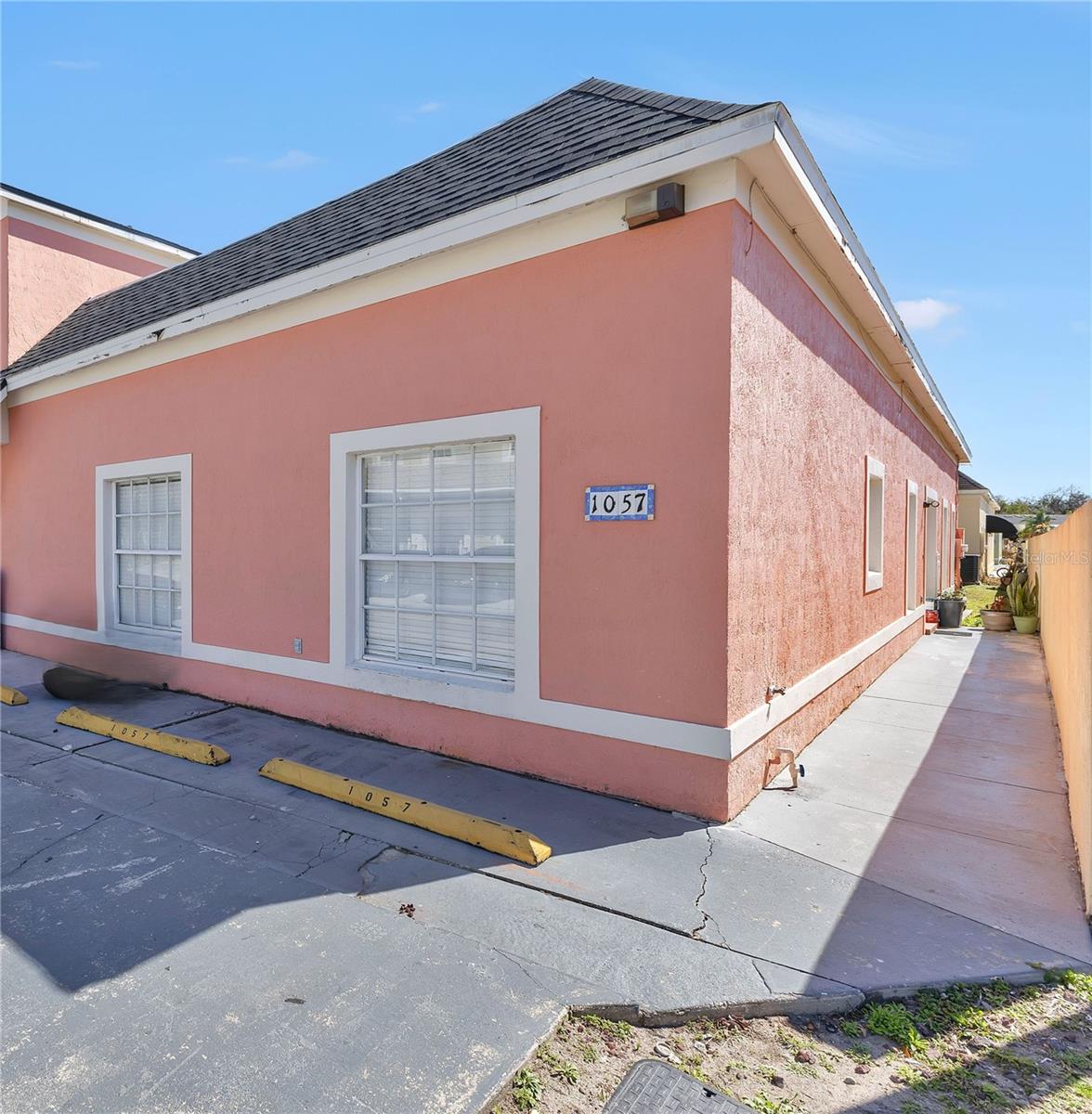 1057 UNIVERSAL REST PLACE