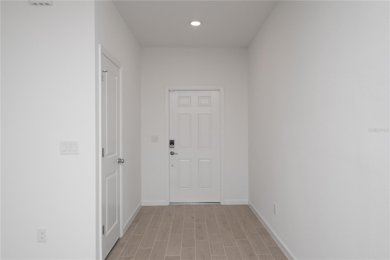 TARA WEST END PHASE II PB 36 PG 53 - Residential Lease