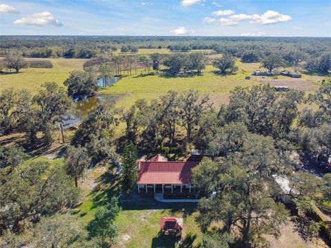 A home in PLANT CITY